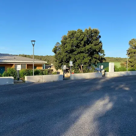 高尔夫公寓酒店